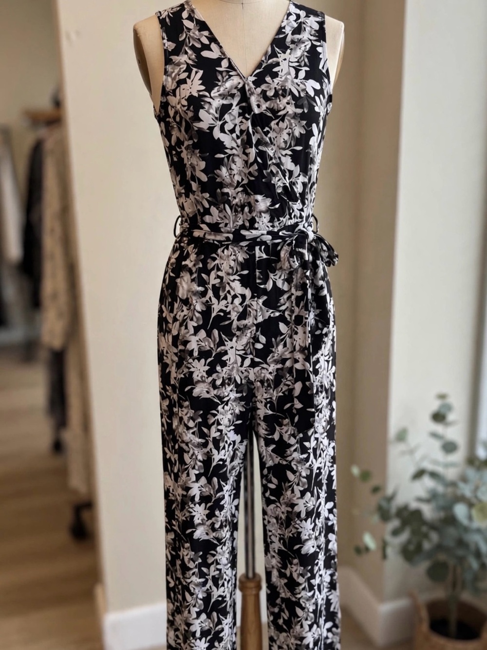 Christian Siriano Black and White Floral Sleeveless Jumpsuit with Waist Tie